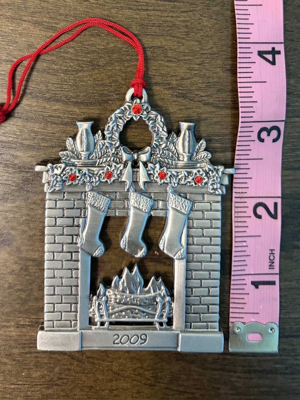 Vintage Avon 2009 silver-toned Pewter Fireplace Christmas Ornament Stockings